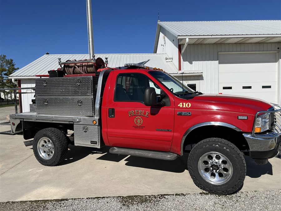 Grass Rig 410, a 2003 Ford F350