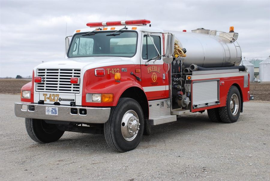 Tender 427, a 1999 International 2,000 gallon tanker/pump
